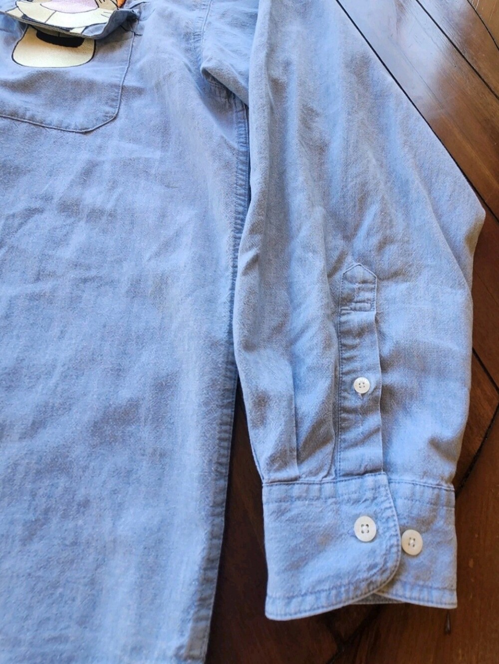 disney × vintage vintage disney tigger embroidered denim button up shirt - Picture 5 of 8